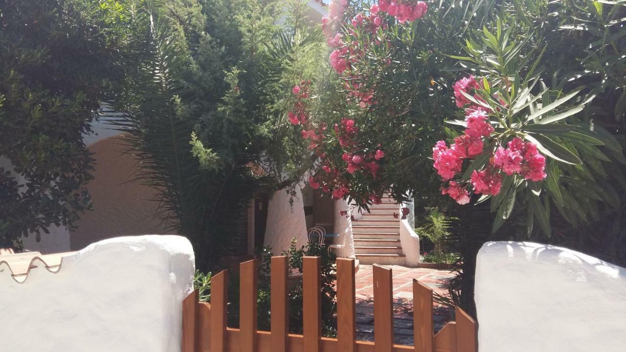 Villa Manuela sul mare S'Archittu Exterior foto